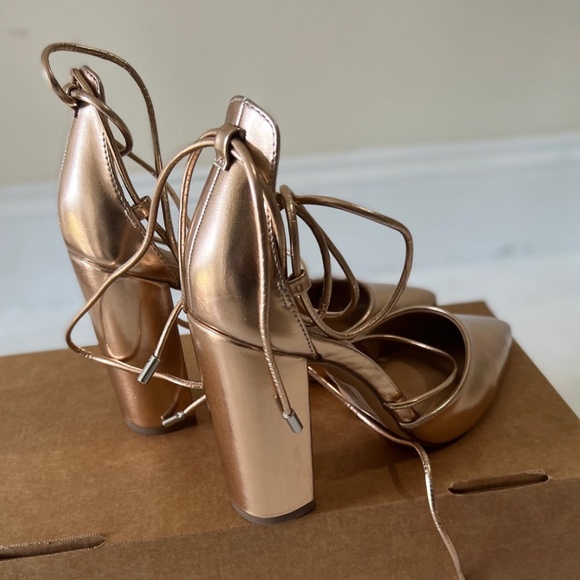 ASOS DESIGN Power Trip Tie Leg High Block Heels in Rose Gold Size 7/7.5/8 - Picture 6 of 8